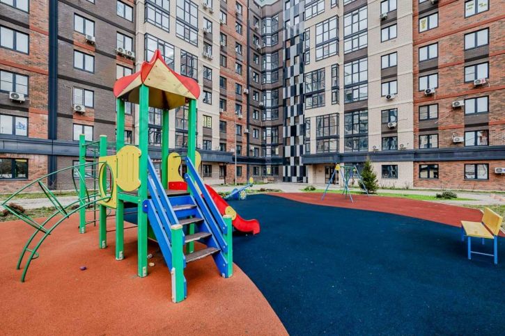 1-комн квартира им. генерала Корнилова ул, 10к1