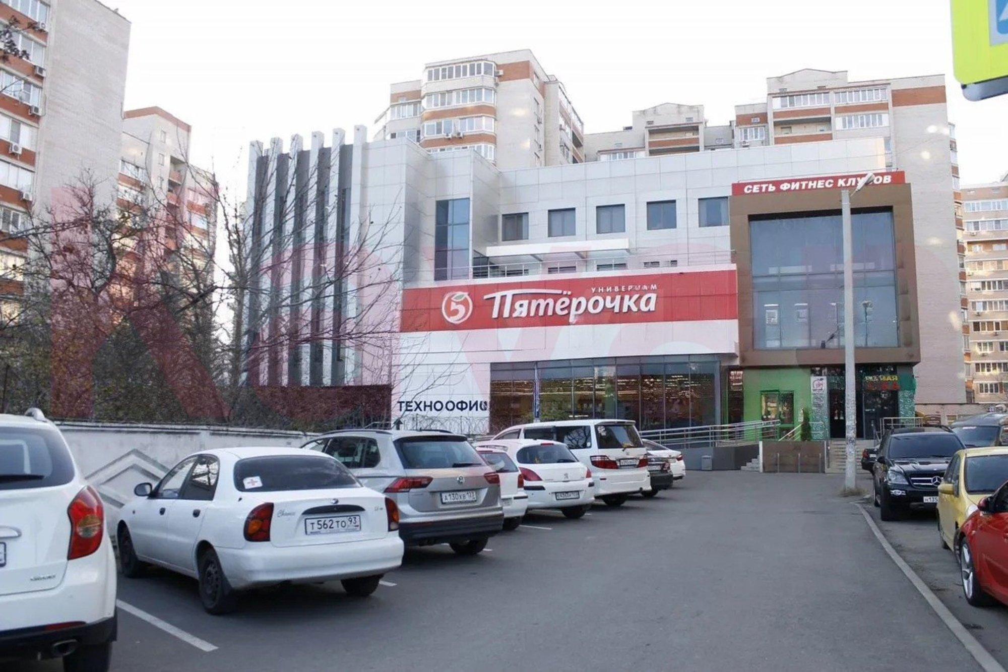 Купить торговое помещение за 275 000 000 рублей на Мачуги ул.