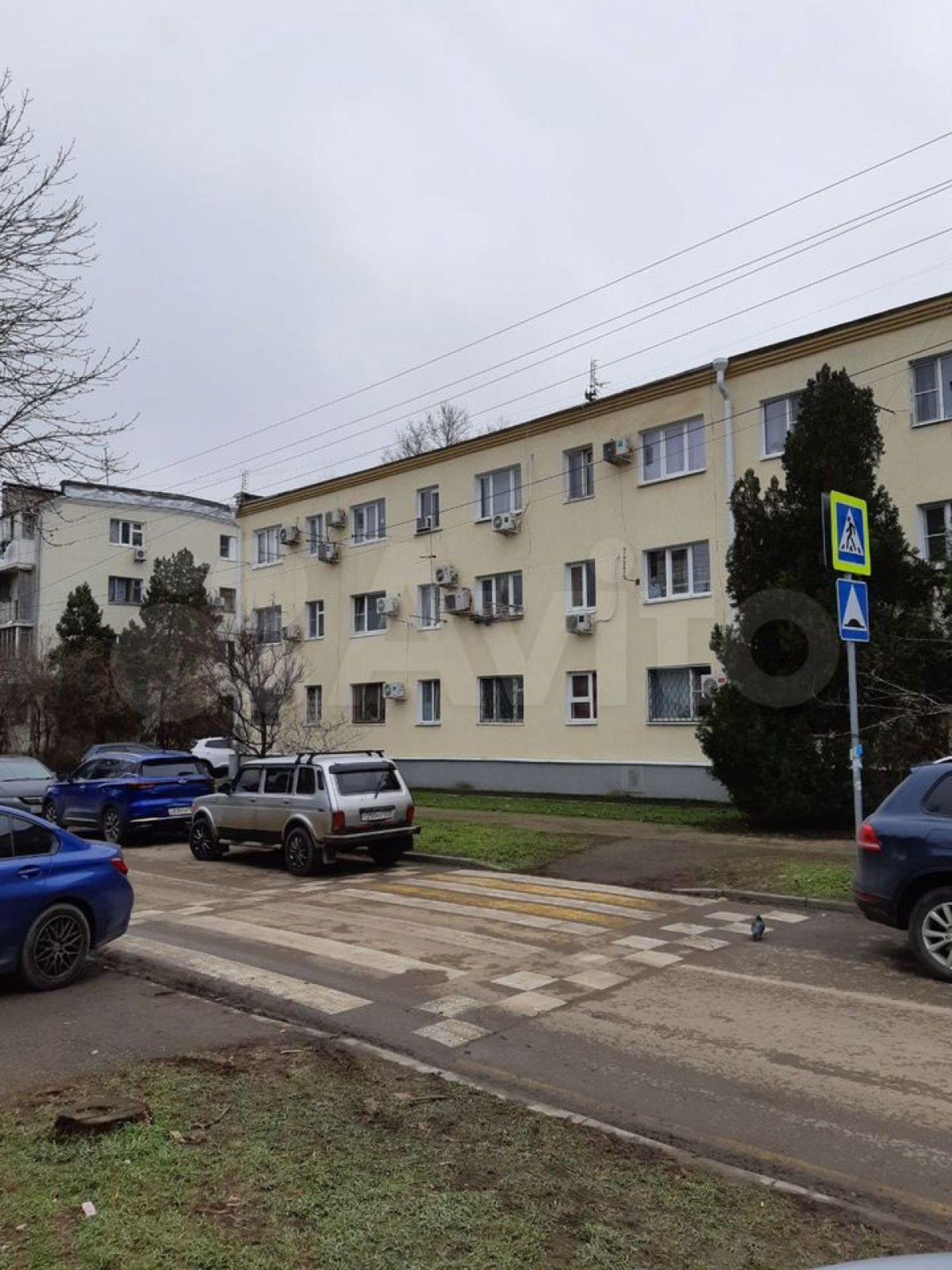 Купить комнату за 1 248 000 рублей на Бородина ул, 22