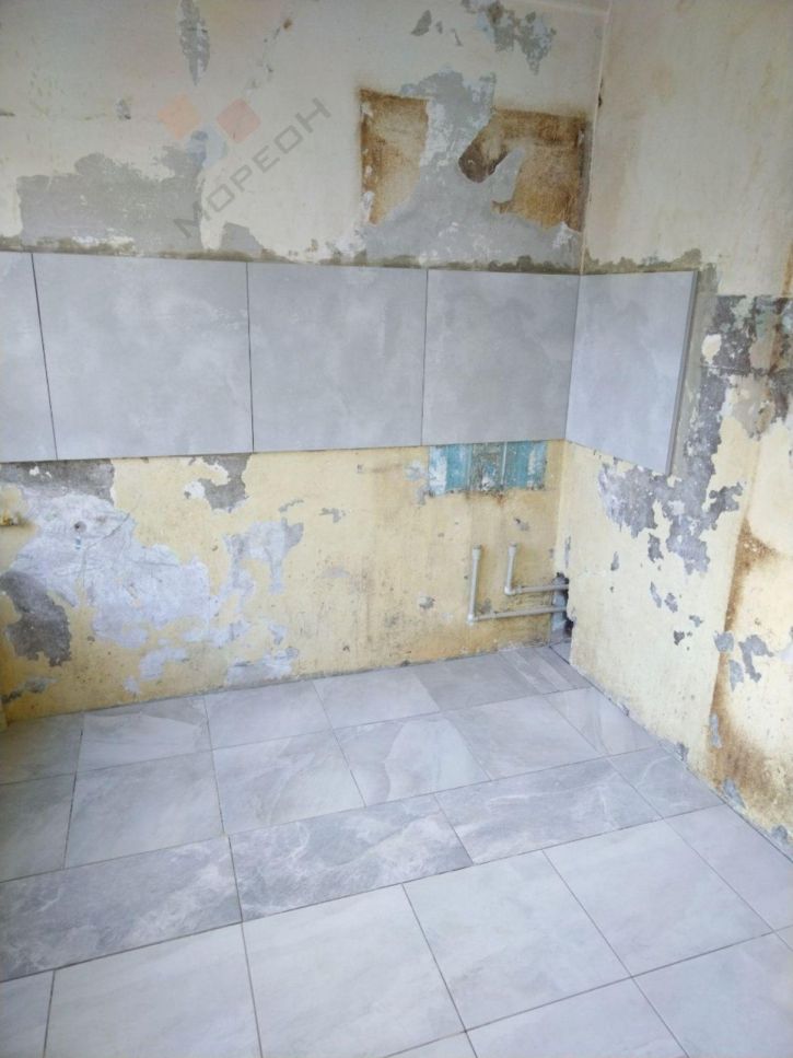 1-комн квартира Селезнёва ул, 122