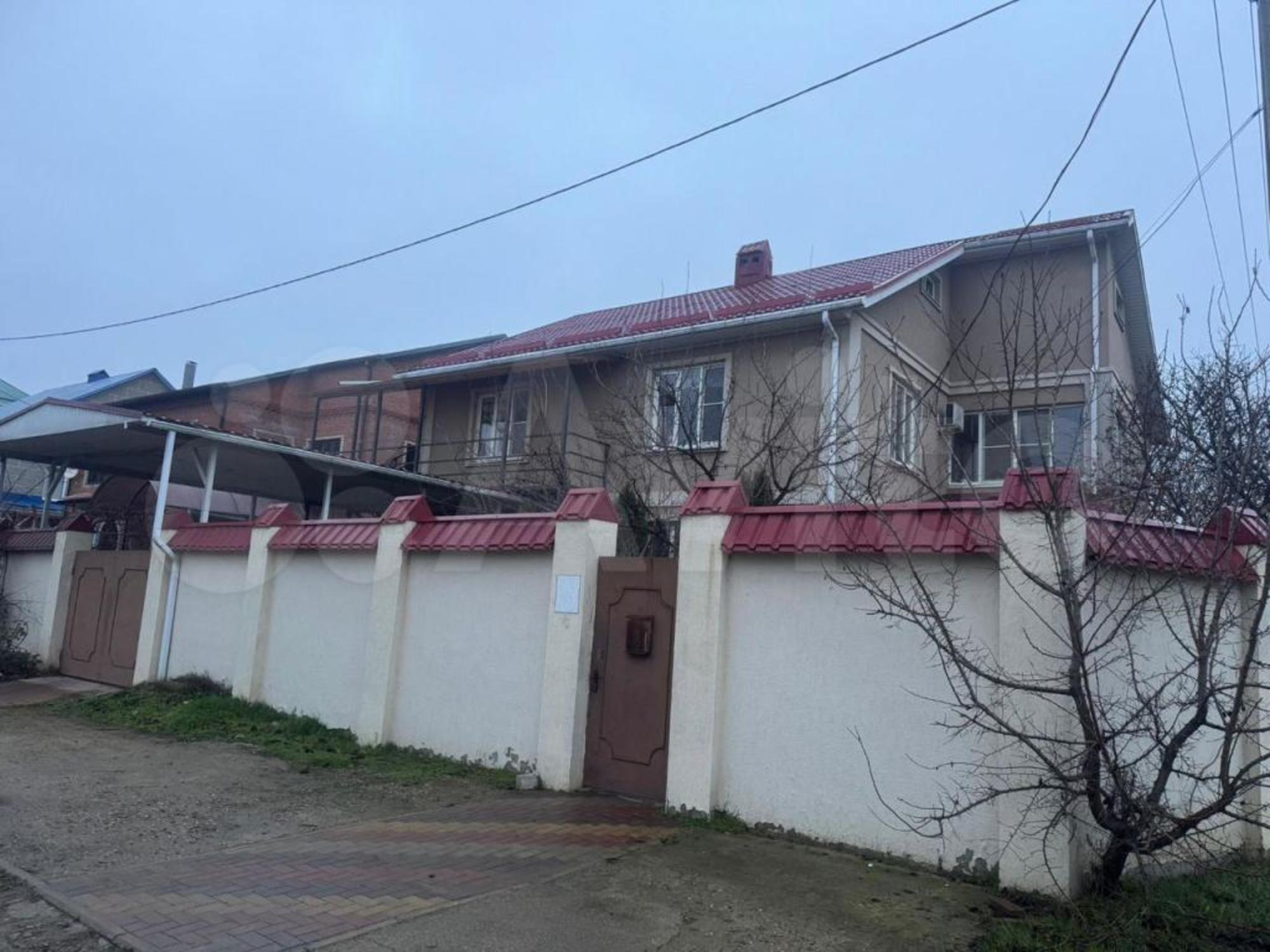 Купить дачу, дом, коттедж за 29 000 000 рублей на Базарная ул, 95
