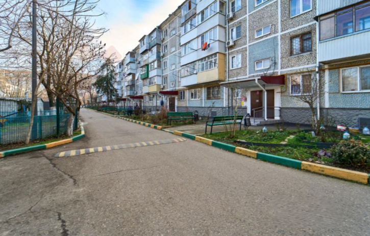 1-комн квартира Дзержинского ул, 129