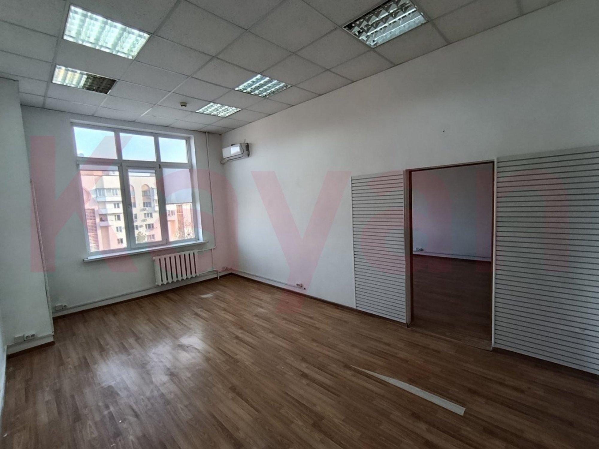 Сдать офис, помещение под офис за 37 716 рублей на Красная ул.