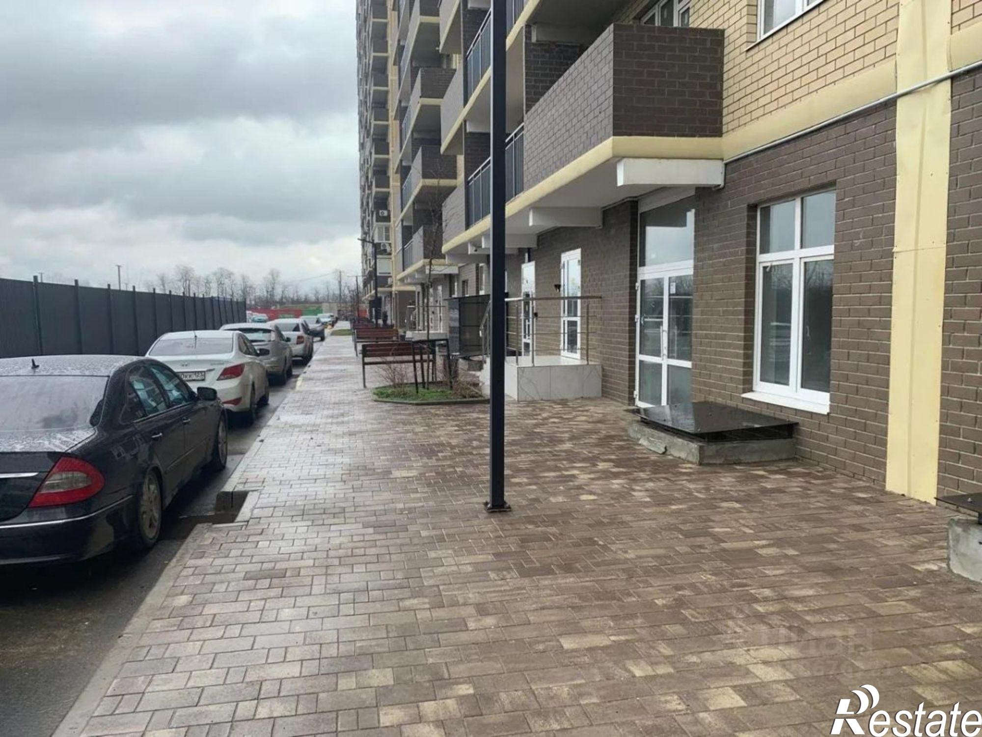 Купить торговое помещение за 6 244 520 рублей на улица Александра Маринеско, 36