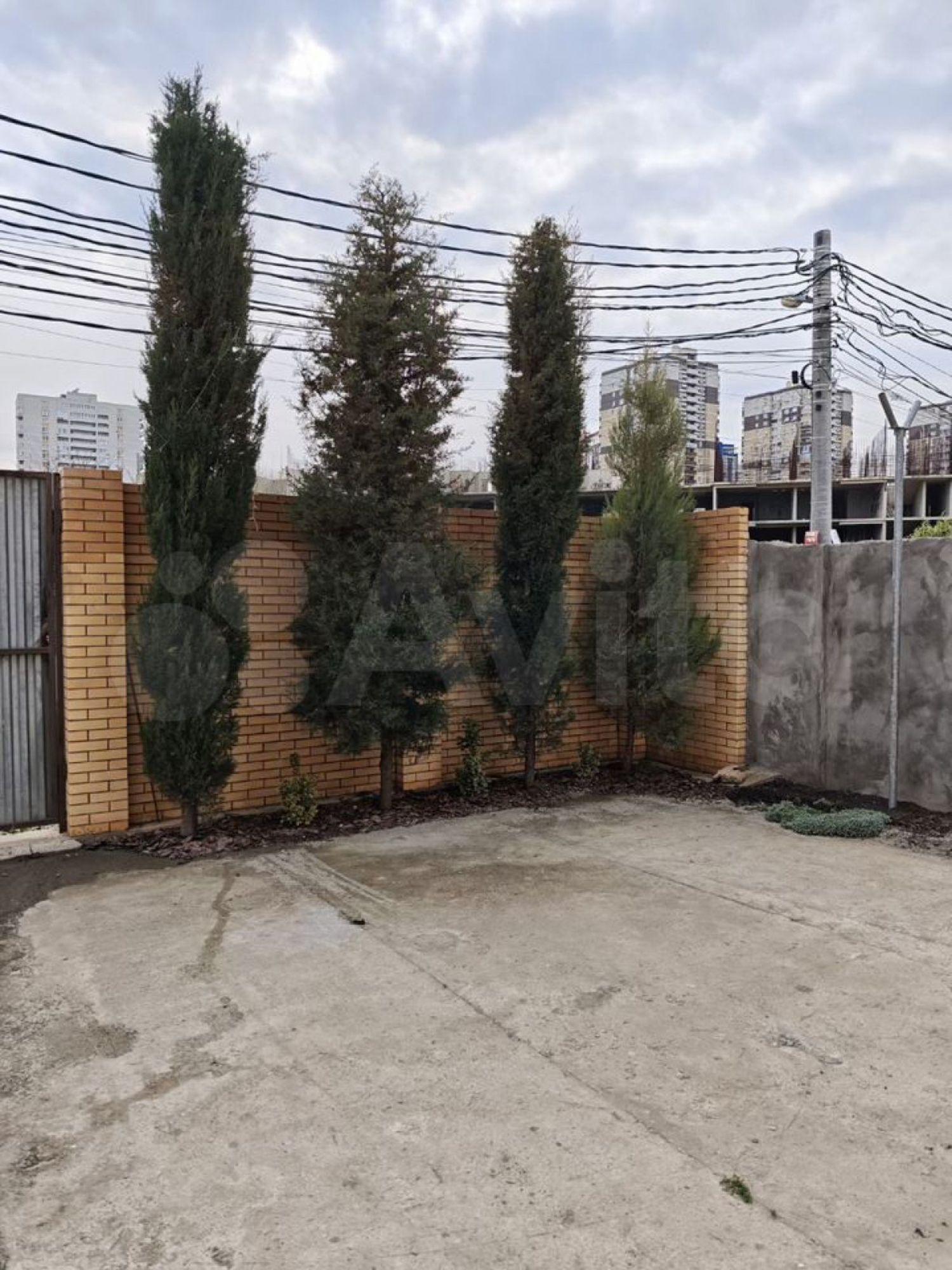 Купить дачу, дом, коттедж за 19 000 000 рублей на Крупской ул, 1