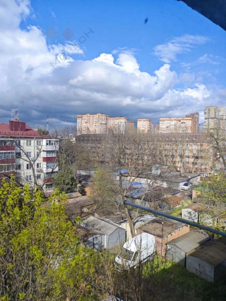 2-комн квартира Гагарина ул, 143