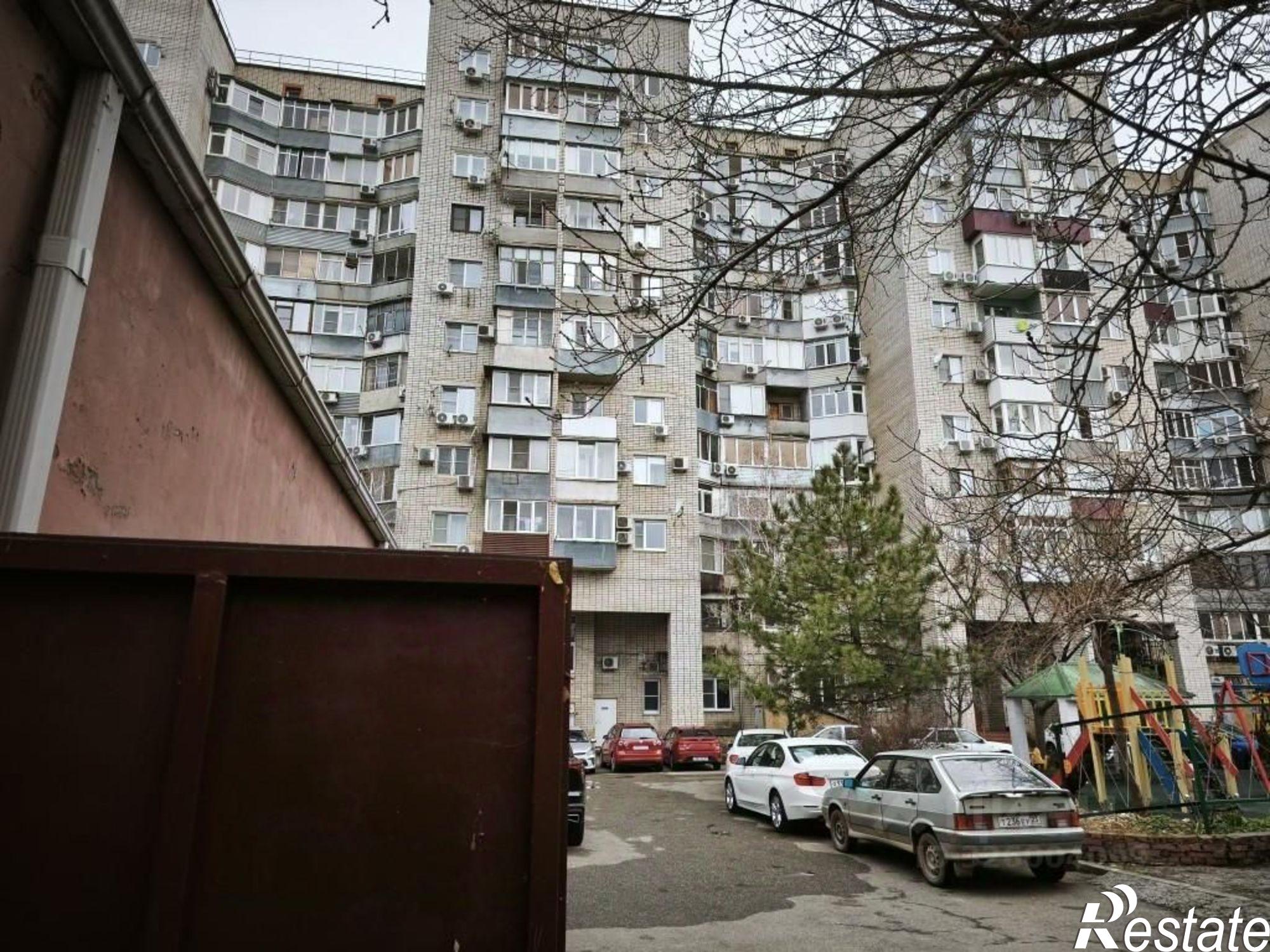 Купить гараж, место в паркинге за 933 538 рублей на ул Октябрьская, 44