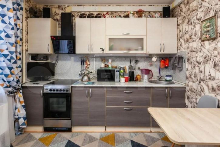 2-комн квартира Димитрова ул, 3/2