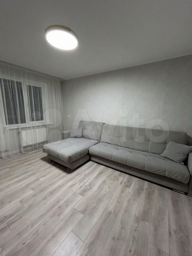 2-комн квартира Буковый пер, 22