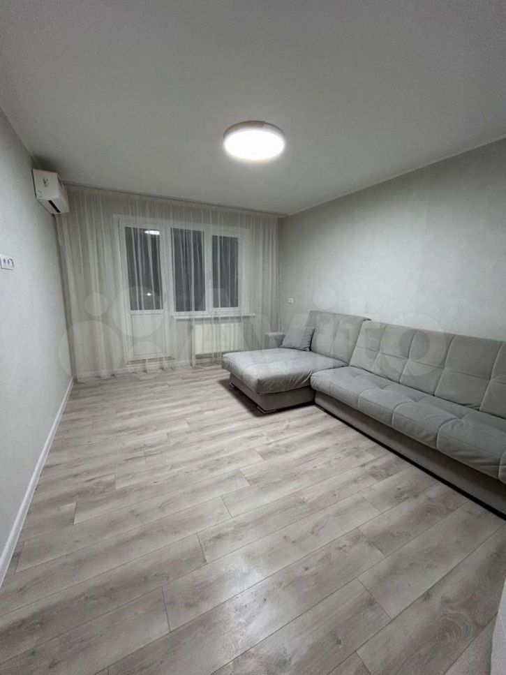 2-комн квартира Буковый пер, 22