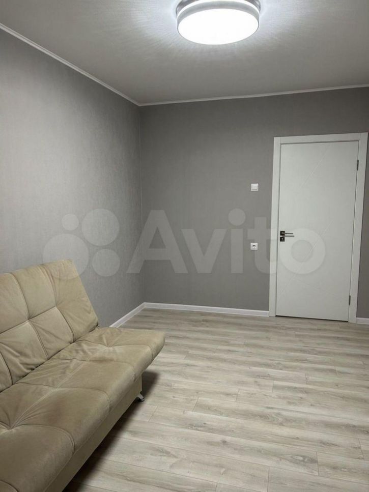 2-комн квартира Буковый пер, 22