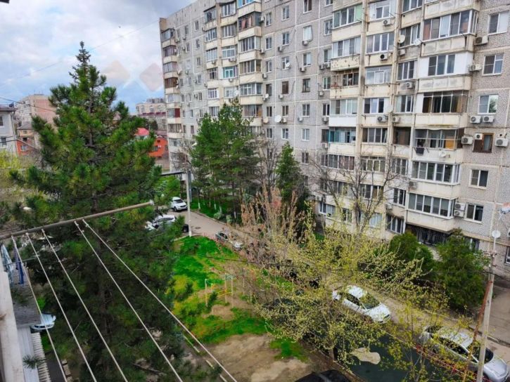 3-комн квартира Воровского ул, 197