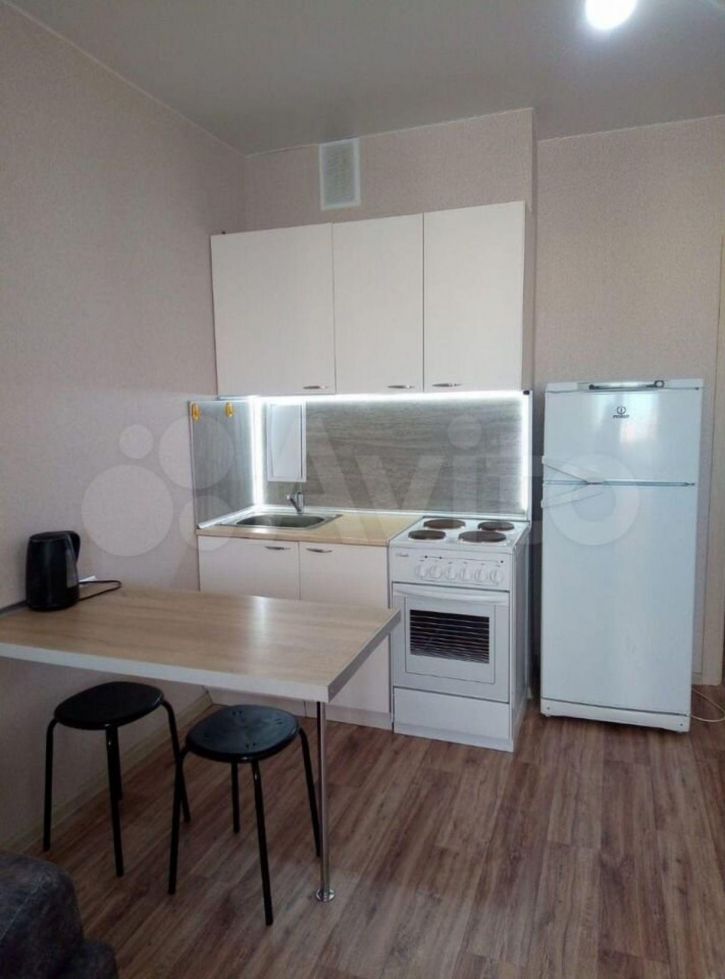 1-комн квартира Героя Аверкиева ул, 38