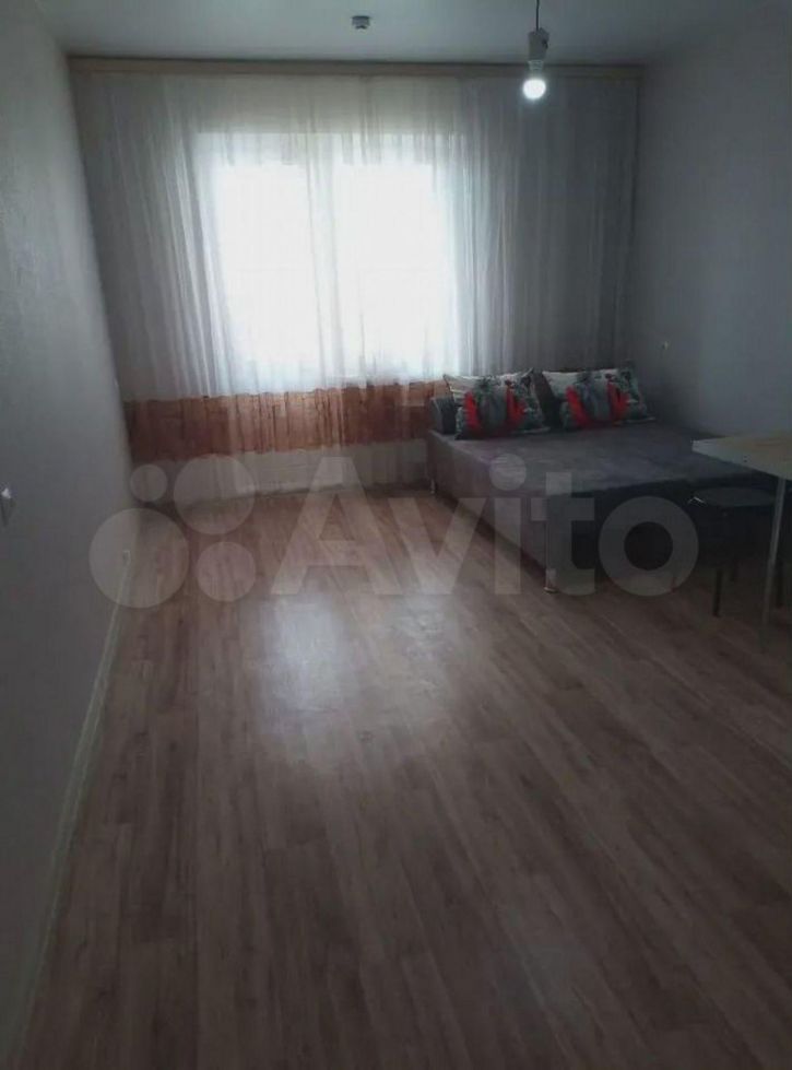 1-комн квартира Героя Аверкиева ул, 38