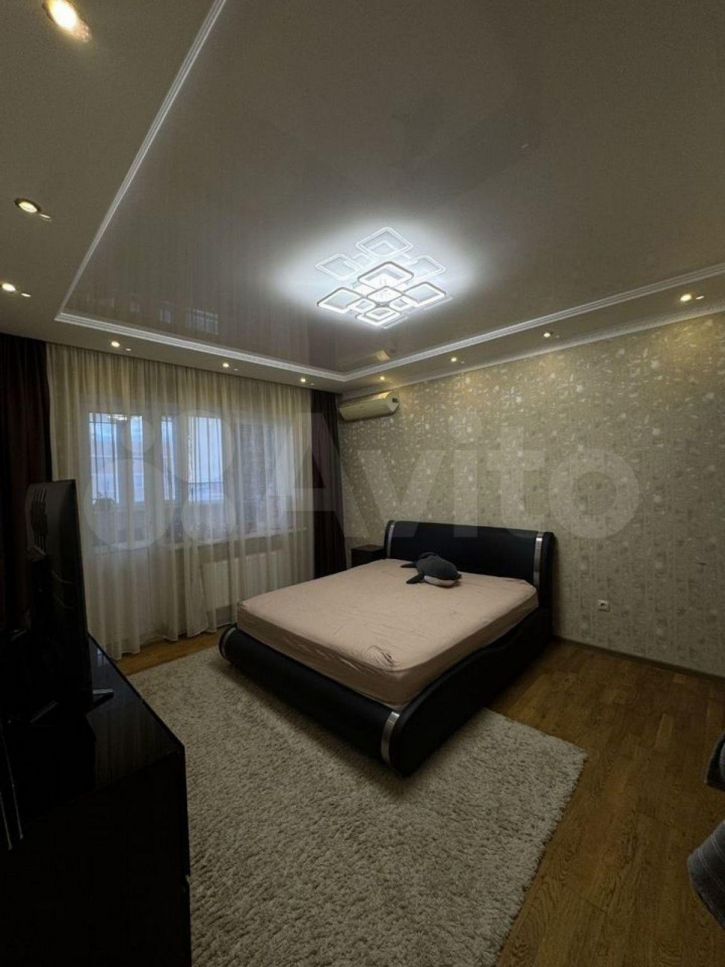 3-комн квартира Казбекская ул, 15