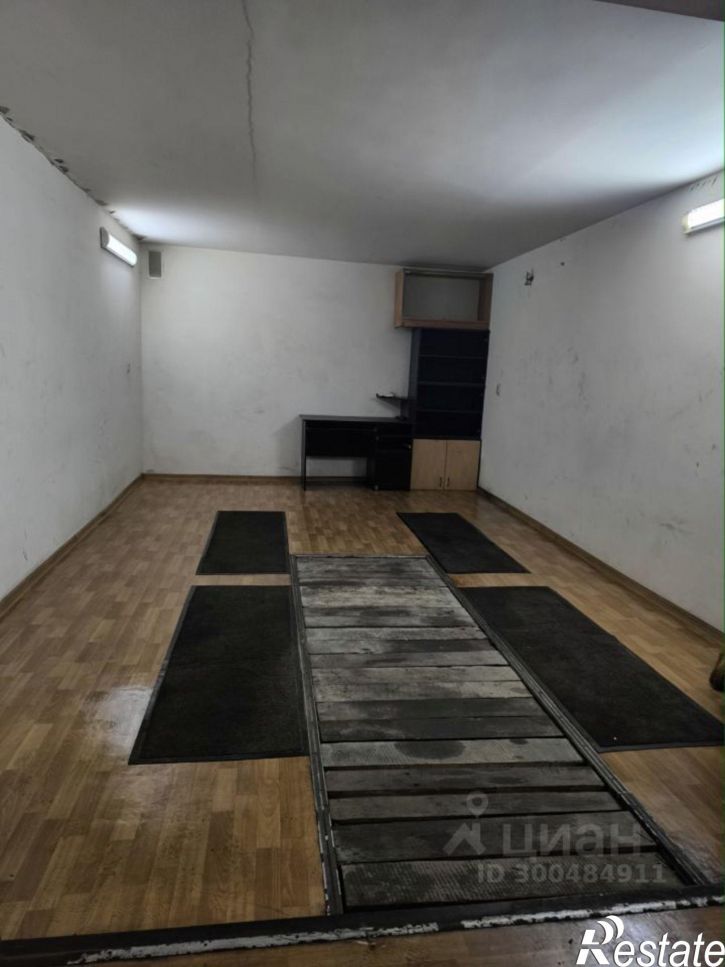 Гараж/парковка Приозёрная улица, 2/1,  д. 2/1
