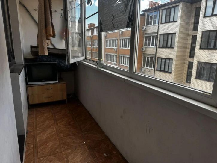 2-комн квартира им. Сергея Есенина ул, 82/4
