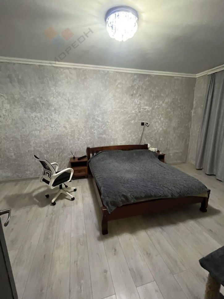 3-комн квартира Ангарская ул, 3