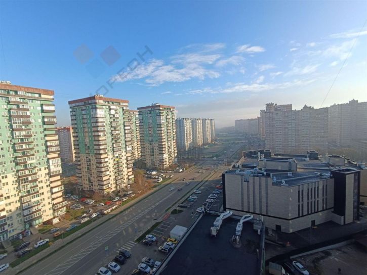 2-комн квартира им. 40-летия Победы ул, 178к4