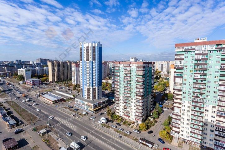 2-комн квартира им. 40-летия Победы ул, 178к4