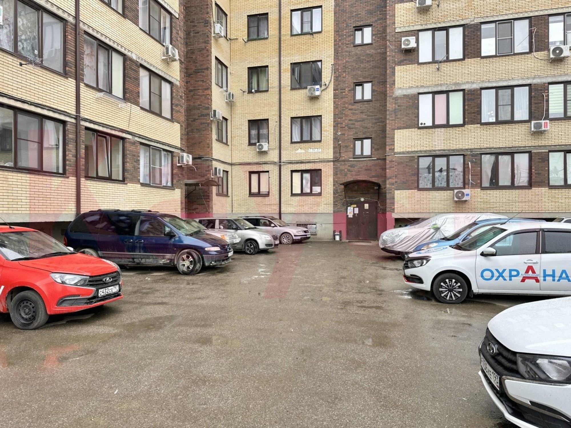 Купить студию за 2 950 000 рублей на Тепличная ул.