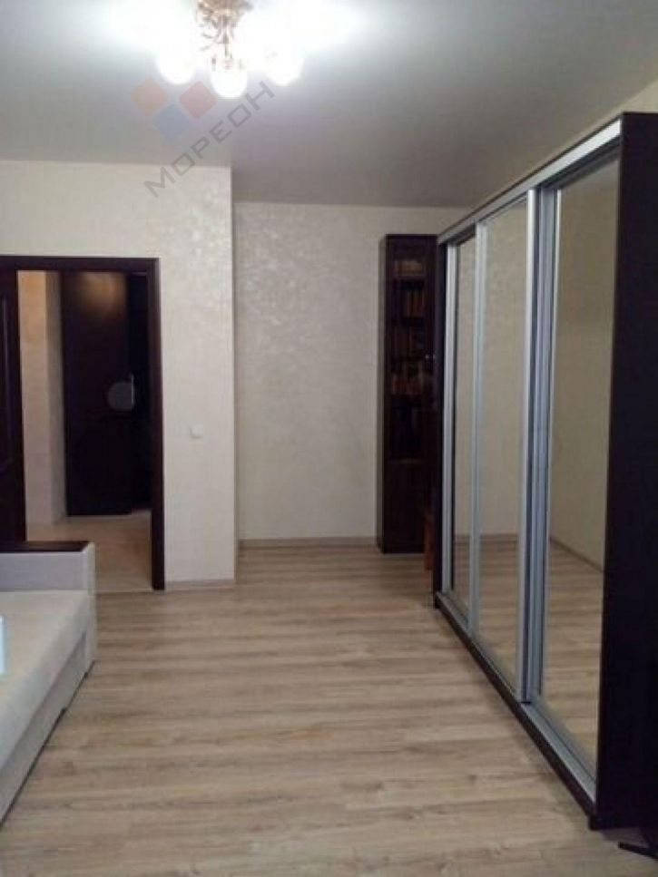 2-комн квартира Казбекская ул, 3