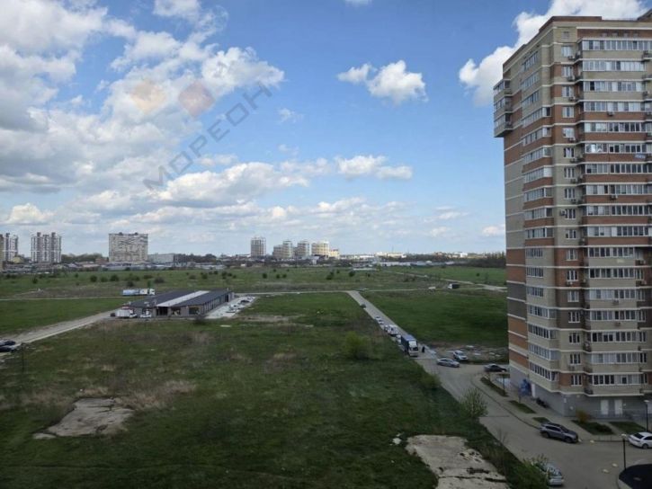 1-комн квартира Гидростроителей ул, 62к3