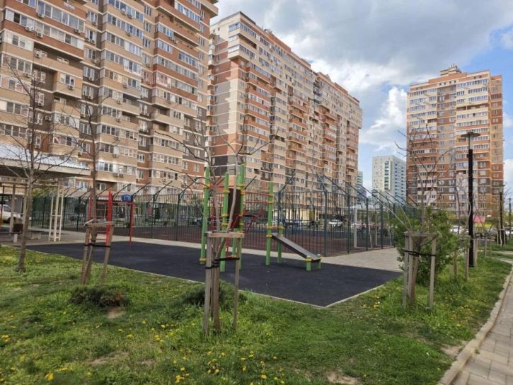 1-комн квартира Гидростроителей ул, 62к3