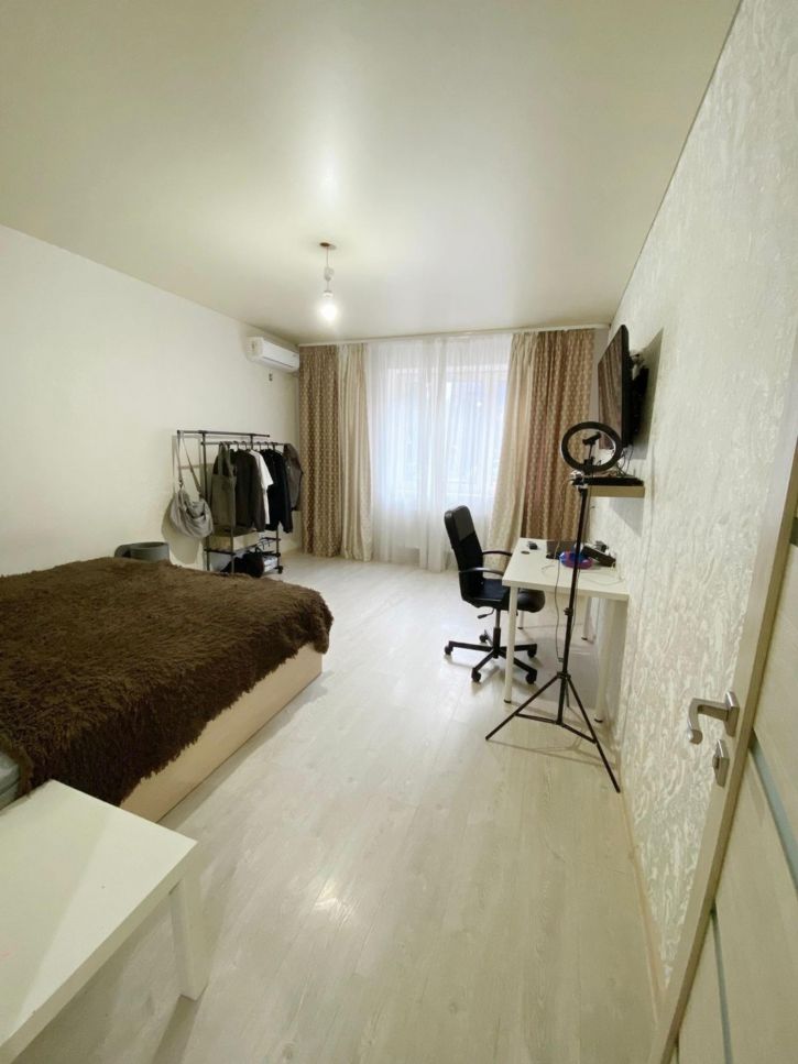 2-комн квартира улица им. Героя Яцкова И.В., 9к3