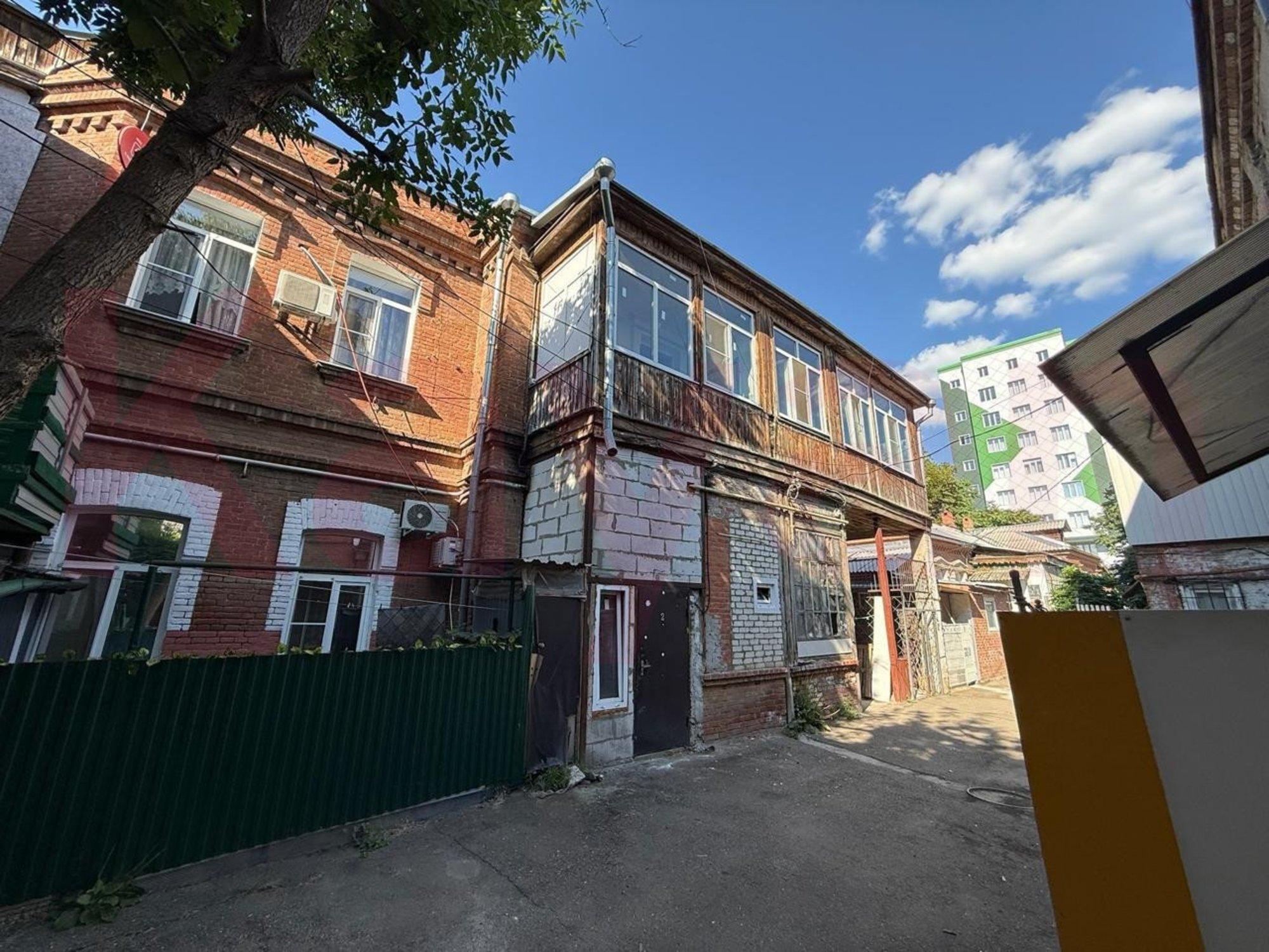 Купить квартиру за 2 850 000 рублей на Коммунаров ул.
