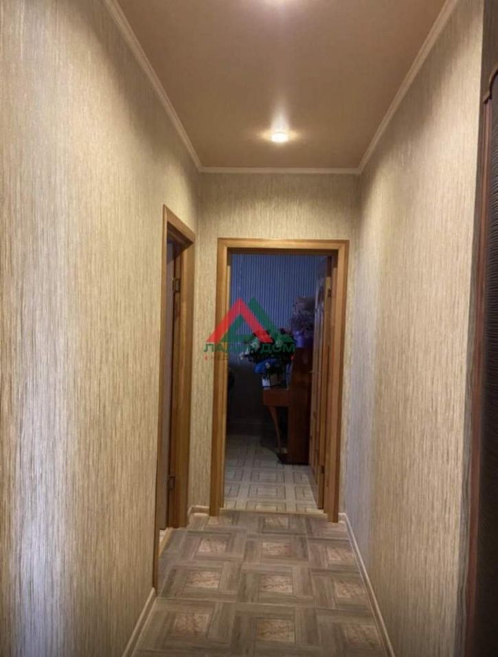 2-комн квартира им. Комарова В.М. улица, д.21/1к7