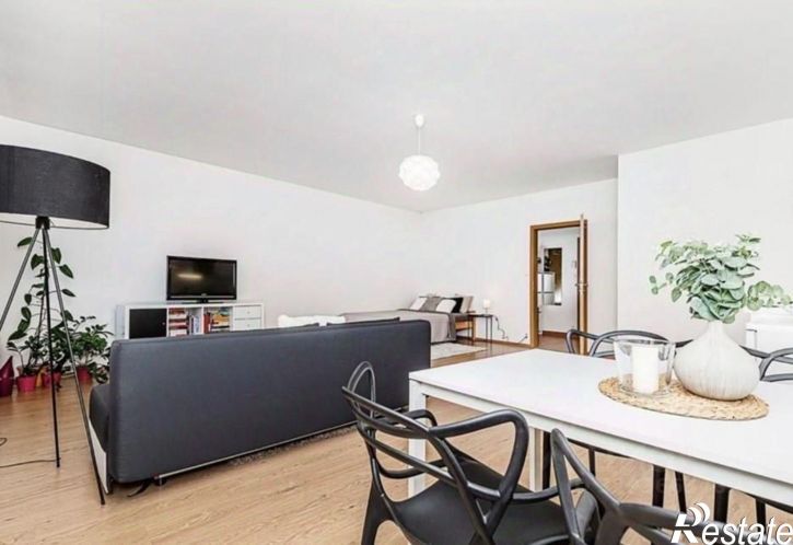 3-комн квартира Офицерская улица, 50,  д. 50