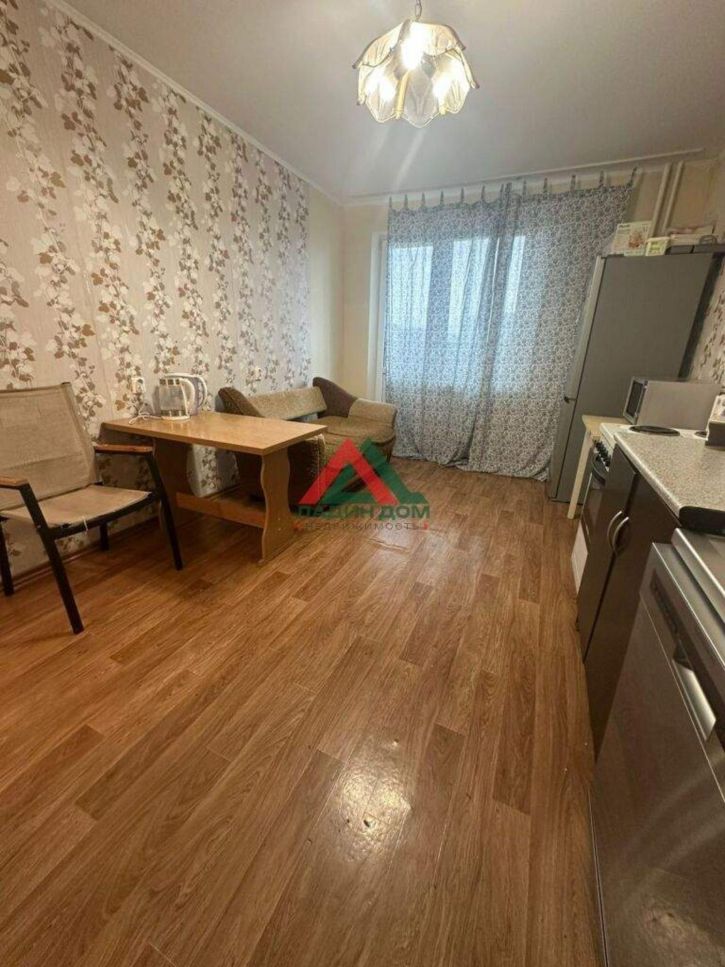 3-комн квартира им. Котлярова Н.С. улица, д.10