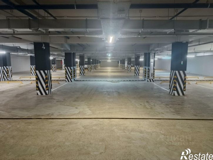 Гараж/парковка ул им. Анны Ахматовой
