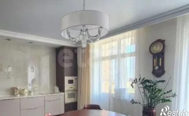 2-комн квартира улица Мурата Ахеджака, 10А,  д. 10А