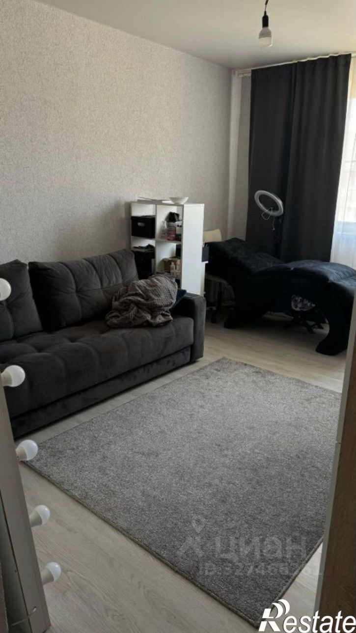 2-комн квартира ул им. лётчика Позднякова, 2 1,  д. 2 1,  к. 1