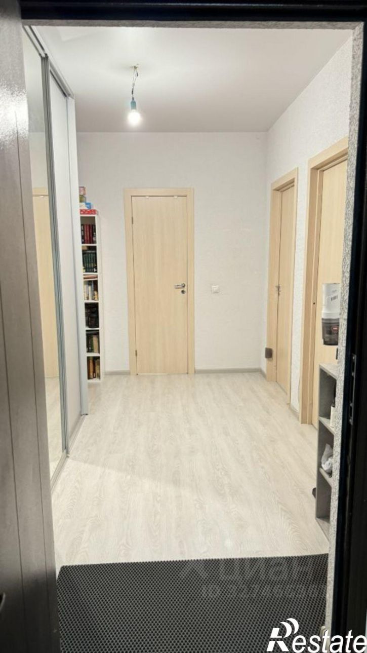 2-комн квартира ул им. лётчика Позднякова, 2 1,  д. 2 1,  к. 1
