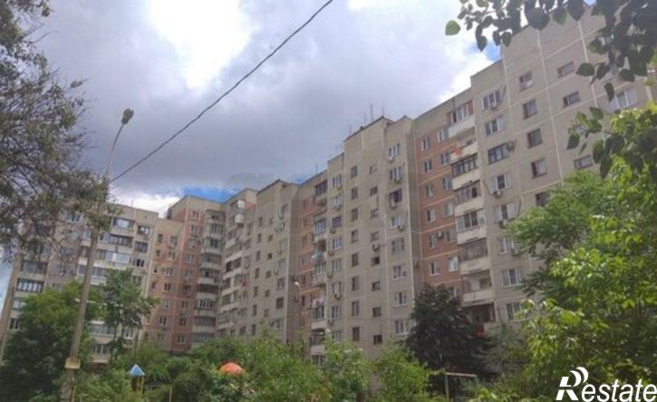 1-комн квартира ул им. Думенко, 8,  д. 8