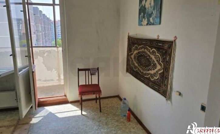 1-комн квартира ул им. Думенко, 8,  д. 8