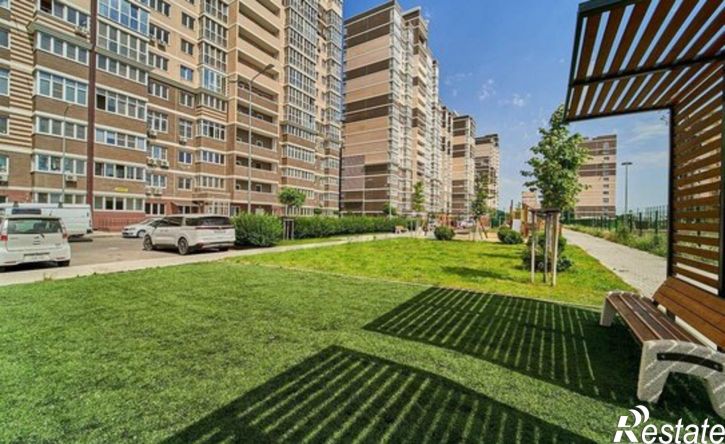 3-комн квартира улица Мурата Ахеджака, 12 к8,  д. 12 к8