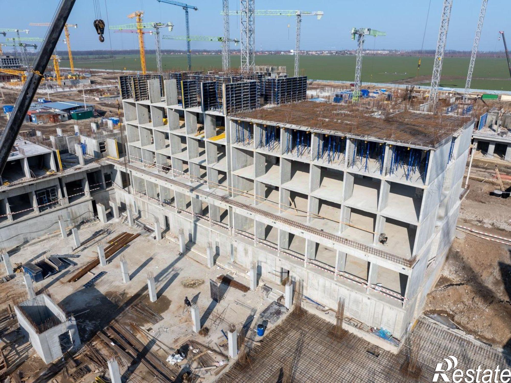 Купить торговое помещение за 6 880 360 рублей на ул им. Виктора Казанцева