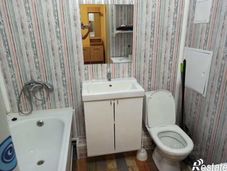 1-комн квартира улица Западный Обход, 42 к8,  д. 42 к8
