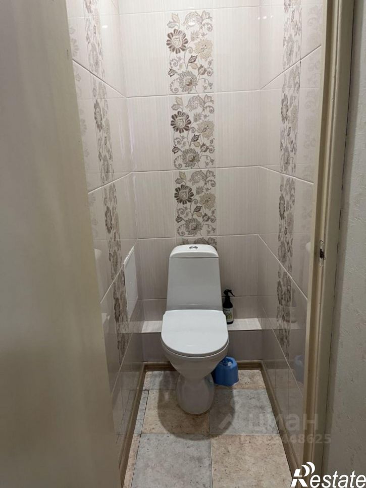 2-комн квартира проспект Чекистов, 40,  д. 40