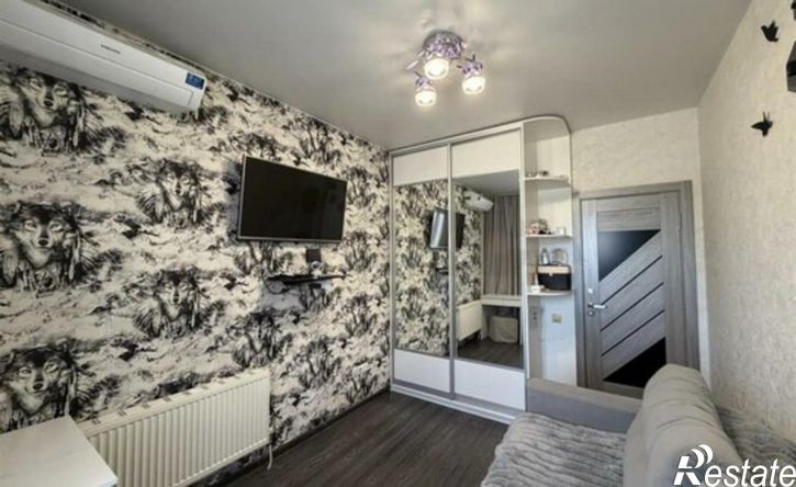 2-комн квартира Заполярная улица, 52,  д. 52