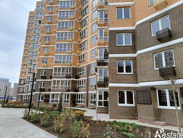 3-комн квартира улица Ветеранов, 47,  д. 47