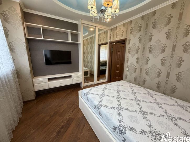 4-комн квартира Кожевенная улица, 54/1,  д. 54/1