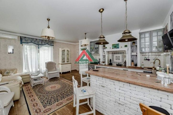 3-комн квартира Российская улица, д.369А