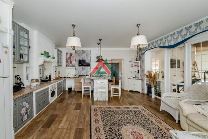 3-комн квартира Российская улица, д.369А