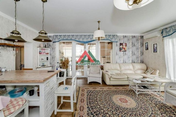 3-комн квартира Российская улица, д.369А