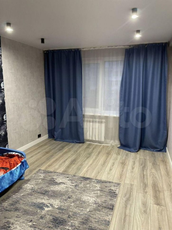 3-комн квартира 30-й Иркутской Дивизии ул, 6
